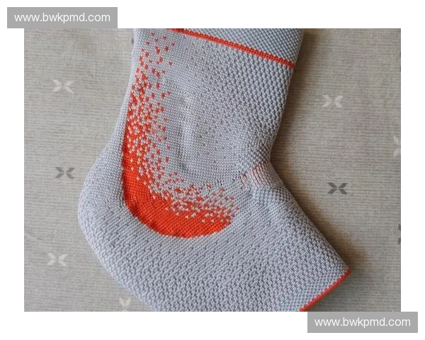 护踝材质的创新与选择对运动安全性的影响分析