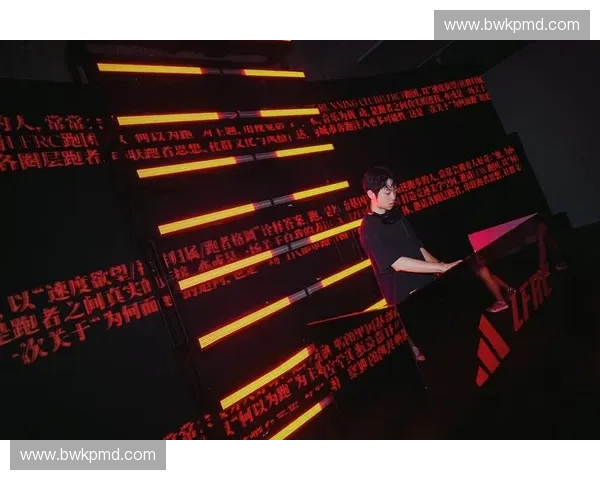 极限瞬间定格:探索体育赛事中的速度与力量美学